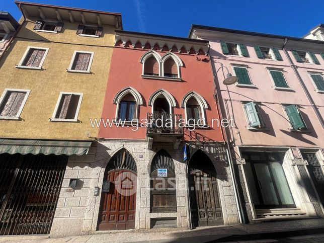 Rustico/casale in residenziale in Via G. Mazzini 19