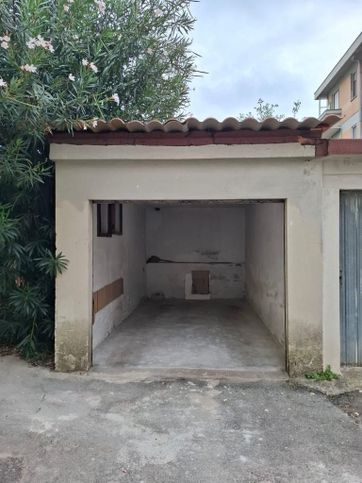 Garage/posto auto in residenziale in Via San Francesco 15