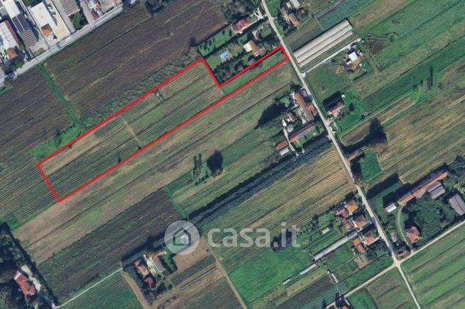 Terreno agricolo in commerciale in Via Roma