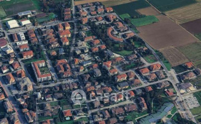 Box/posto auto in residenziale in Via Bravi