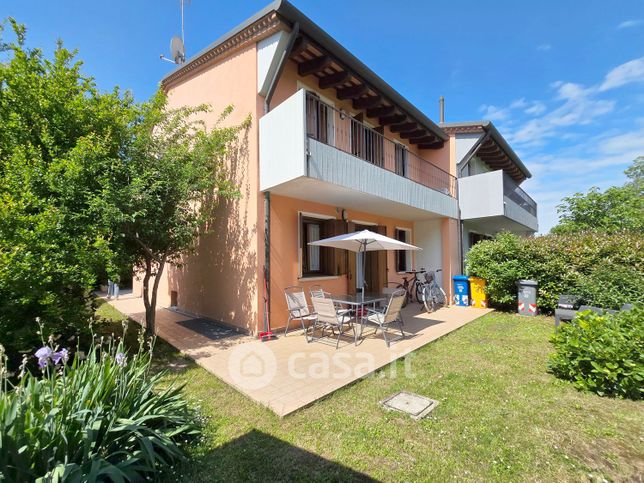 Villetta a schiera in residenziale in 