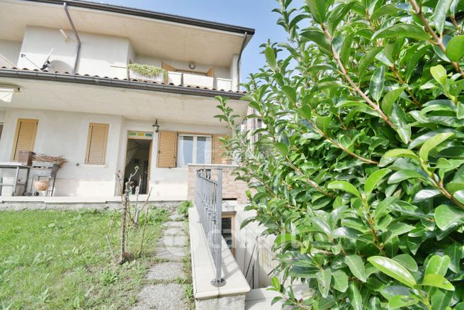 Appartamento in residenziale in Frazione di Cornacchiano 6