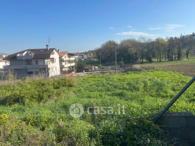 Terreno edificabile in residenziale in Via Umbria