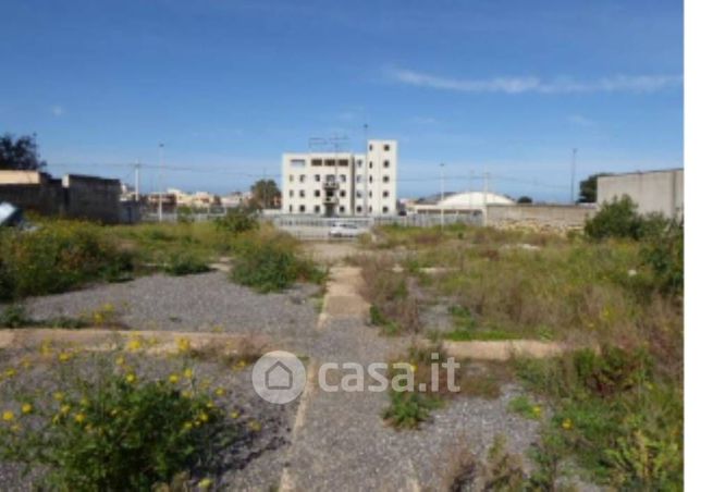 Terreno edificabile in residenziale in Via delle Industrie