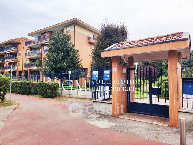 Garage/posto auto in residenziale in Via Albarella 1