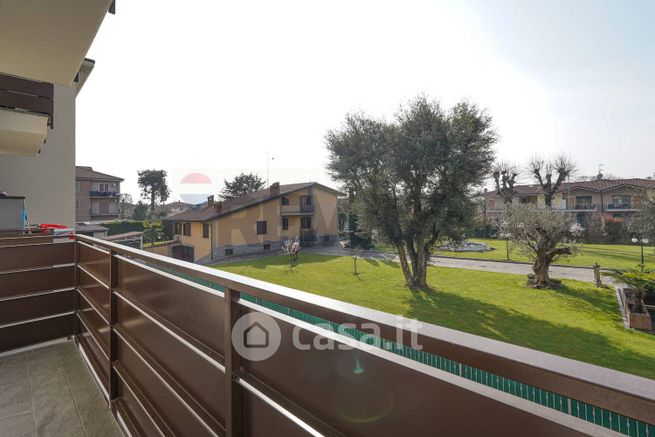 Appartamento in residenziale in Via Canonico Cossali 12