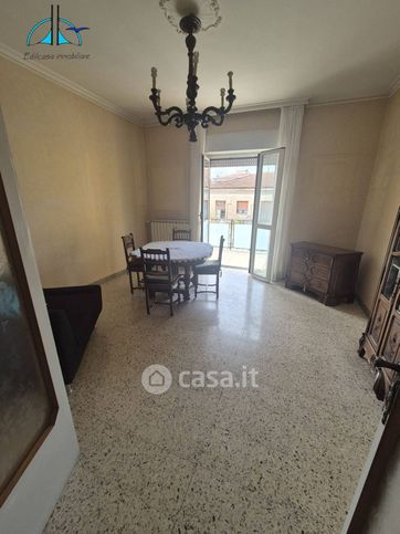 Appartamento in residenziale in Via Fara Sabina 18