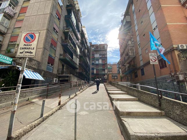 Appartamento in residenziale in Via Campegna 85