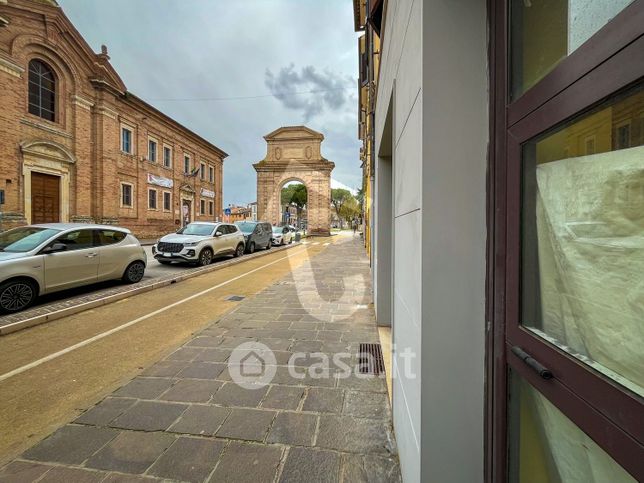 Negozio/locale commerciale in commerciale in 