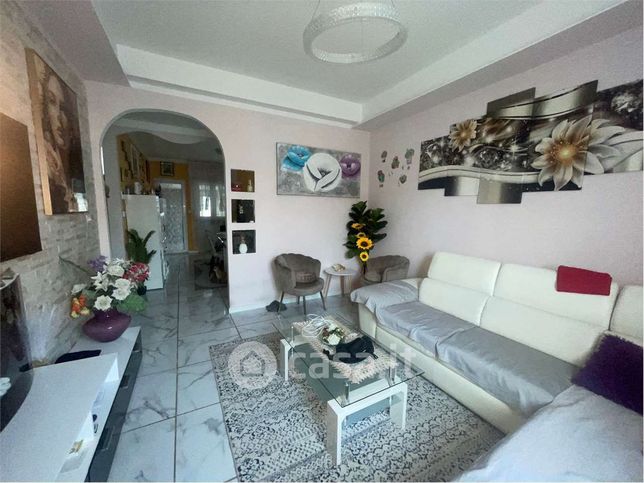 Villa in residenziale in 