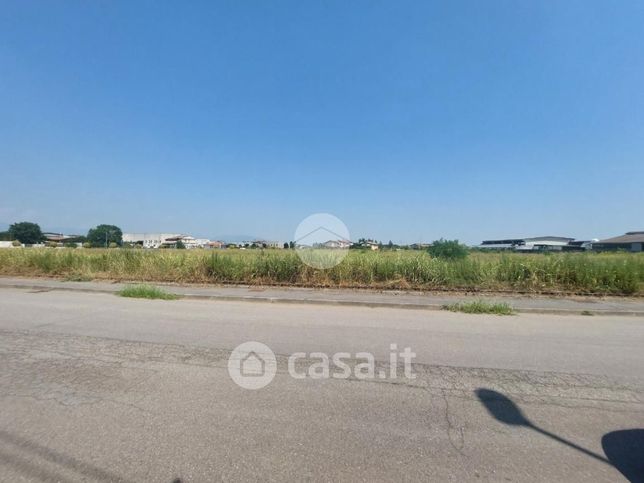 Terreno edificabile in residenziale in Via Casaglia 97