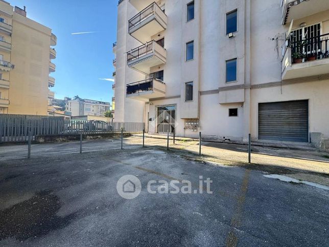 Box/posto auto in residenziale in Via Giorgio Amendola 10