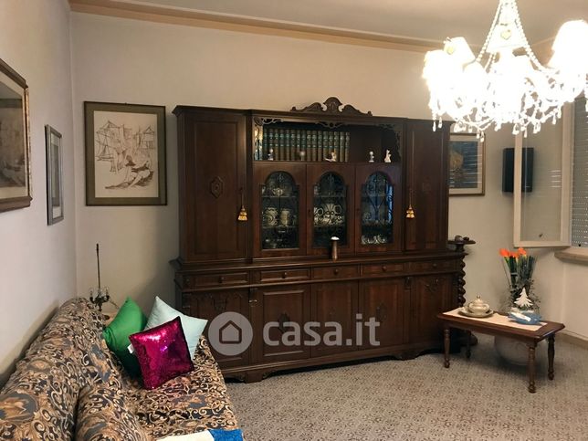 Appartamento in residenziale in Via Cesare Battisti