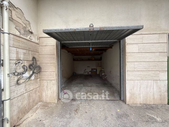 Box/posto auto in residenziale in 