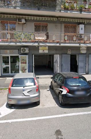 Garage/posto auto in residenziale in Via Guido De Ruggiero