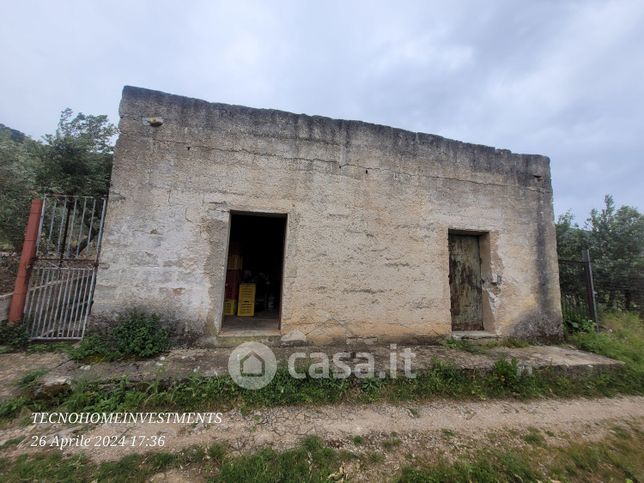 Rustico/casale in residenziale in Via Aldo Moro