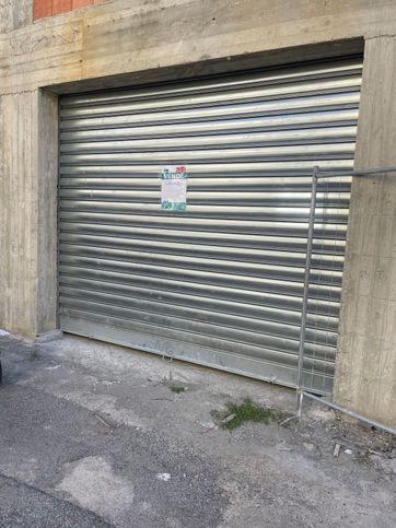 Garage/posto auto in residenziale in Via Giordano Pippo