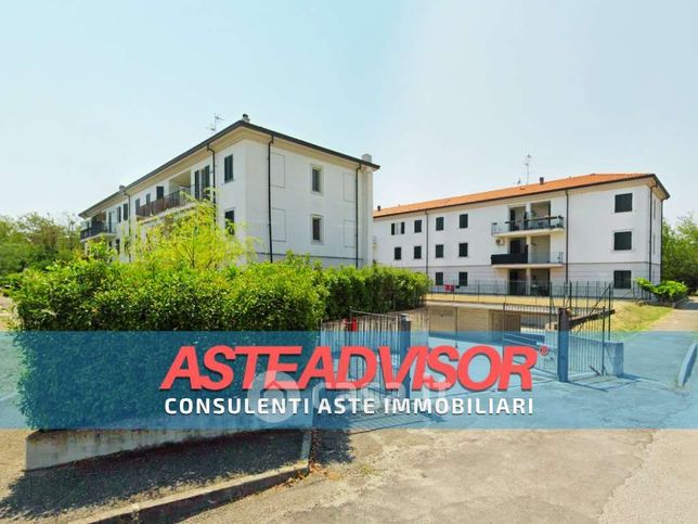 Box/posto auto in residenziale in Via Ernesto Guala 1003 /a