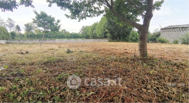 Terreno edificabile in residenziale in Via Roma