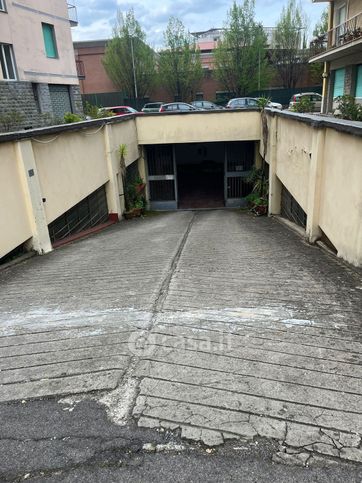 Box/posto auto in residenziale in Via Vallombrosa