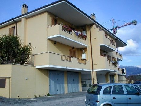 Appartamento in residenziale in Via Poggio Mirteto