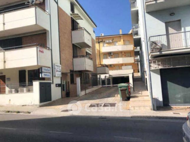 Appartamento in residenziale in Via Elpidiense 14
