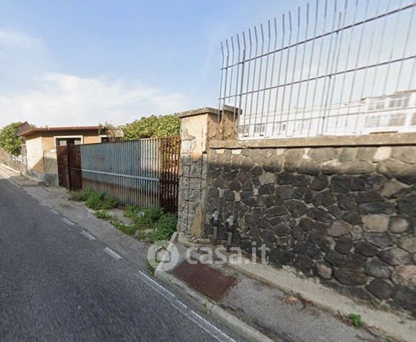 Capannone in commerciale in Stradone Vigliena 23