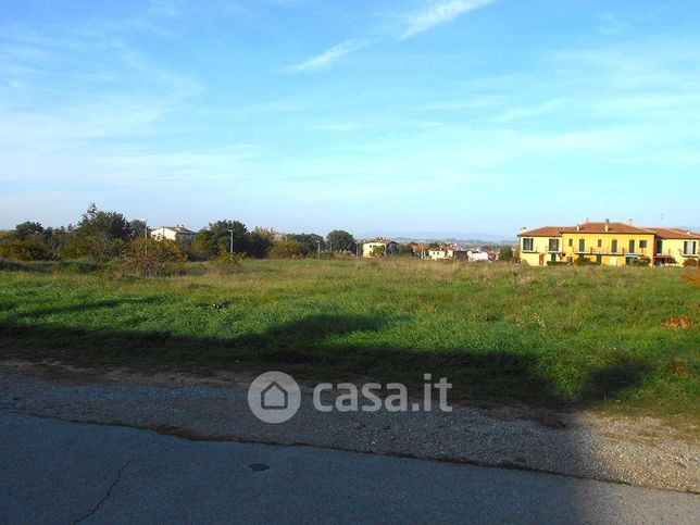 Terreno agricolo in commerciale in Via Trento