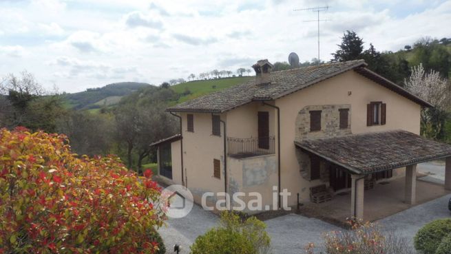 Rustico/casale in residenziale in 