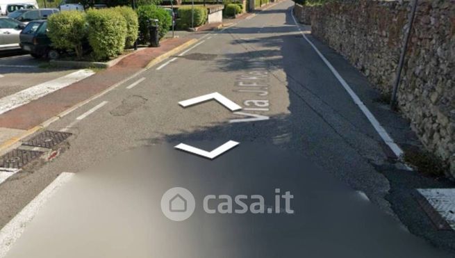 Ufficio in commerciale in Via J.F.Kennedy