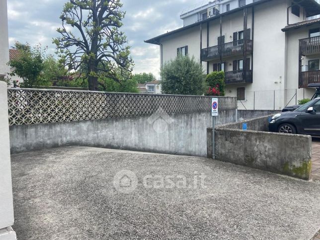 Box/posto auto in residenziale in 