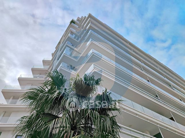 Appartamento in residenziale in Via Oreste Pietro 6