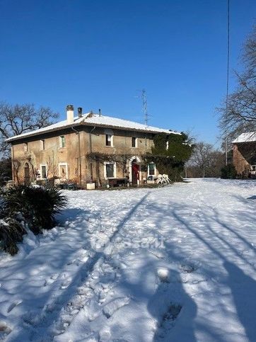 Villa in residenziale in Via Suore 2
