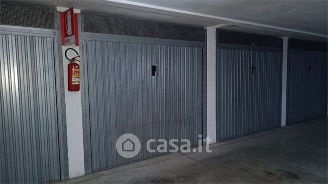 Box/posto auto in residenziale in Via di Sotto