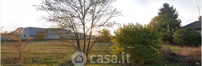 Terreno agricolo in commerciale in Via L. Restelli 14