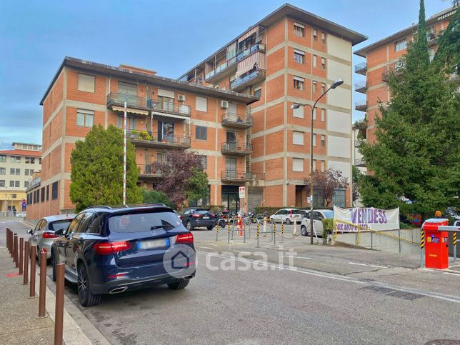 Box/posto auto in residenziale in Via de' Tacchinardi