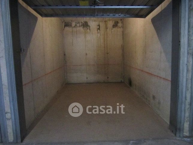 Box/posto auto in residenziale in 