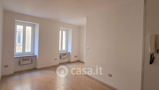 Ufficio in commerciale in Via Giuseppe Garibaldi 17