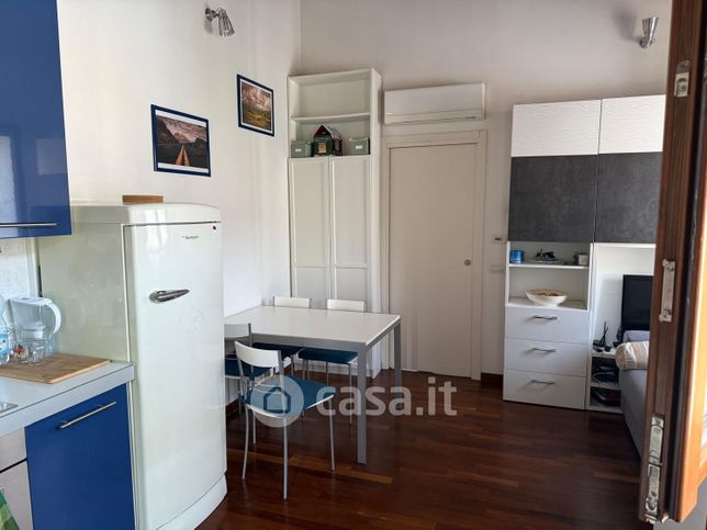 Appartamento in residenziale in Via Chiesa 2 B