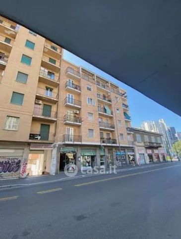 Ufficio in commerciale in Viale Renato Serra