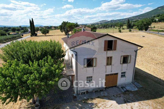 Casa indipendente in residenziale in Via del Sacro Tugurio