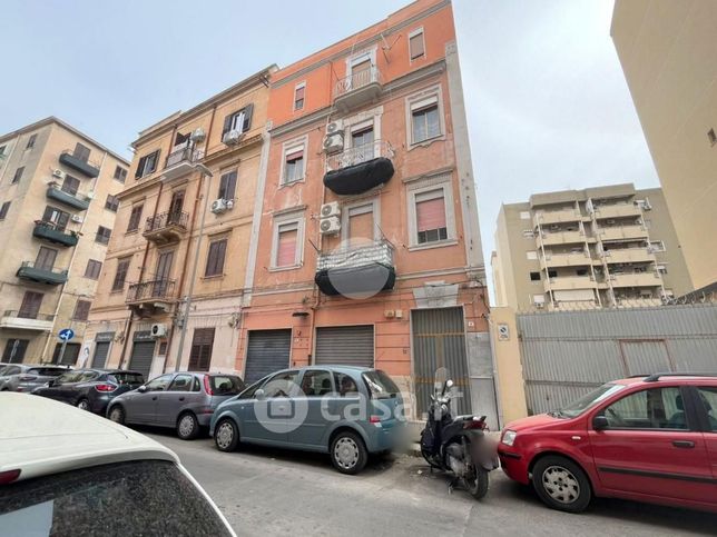 Appartamento in residenziale in Via Prospero Intorcetta 11