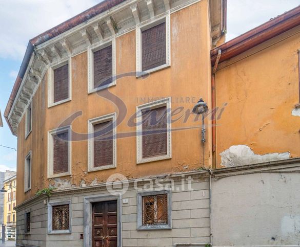 Casa indipendente in residenziale in Via Volpi