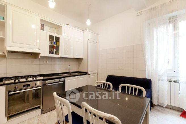 Appartamento in residenziale in Via di Donna Olimpia 56