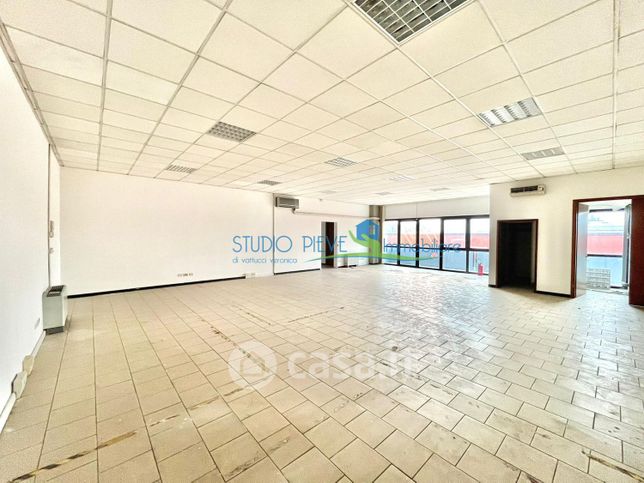 Ufficio in commerciale in Via Maestri del Lavoro