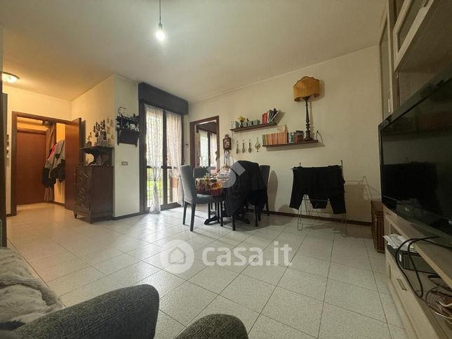 Appartamento in residenziale in Via Aderito Ferrari 3