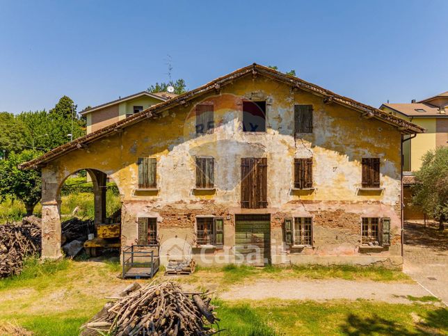 Rustico/casale in residenziale in Via Dante Alighieri 5