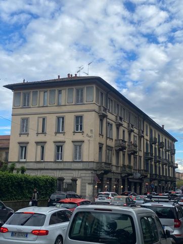 Appartamento in residenziale in Via Carlo Carcano 14