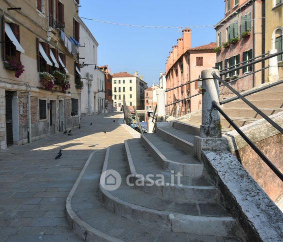 Casa indipendente in residenziale in Calle de l'Asilo