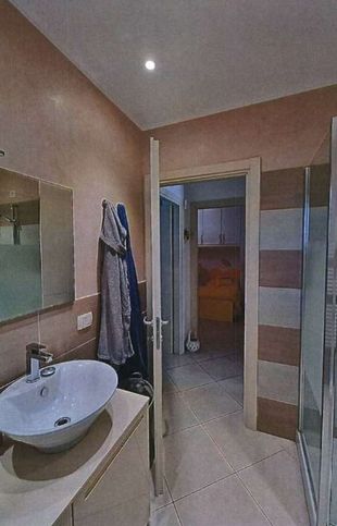 Appartamento in residenziale in Via Barzano 43